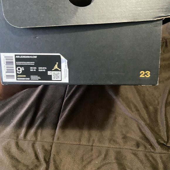 Air Jordan 1 Low - Picture 9 of 9